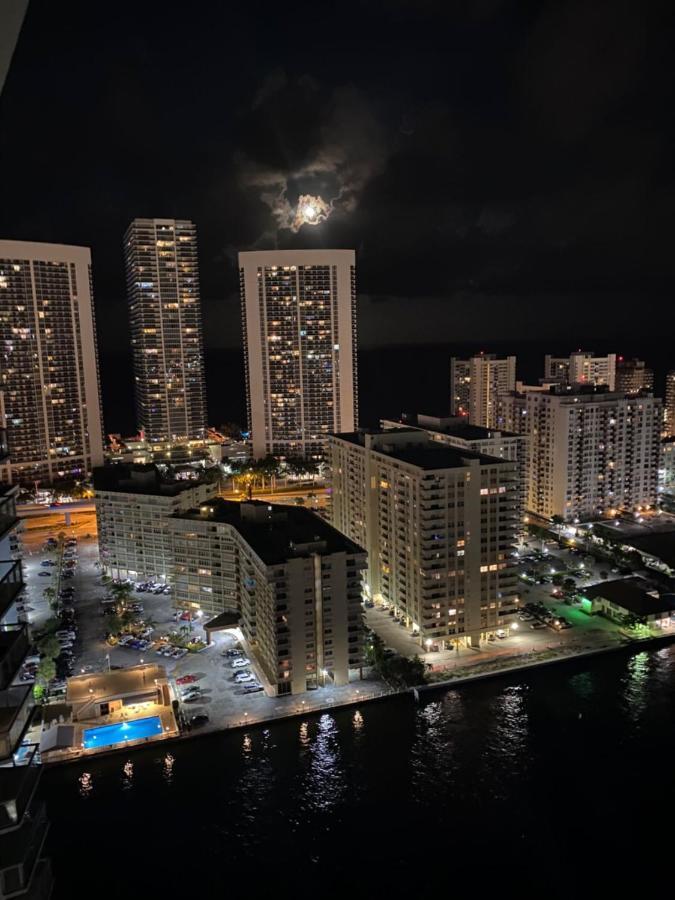 Studio 2Bed Beach Apmt With Amazing Views 30B 哈兰代尔海滩 外观 照片